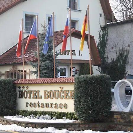 Boucek Ξενοδοχείο Mochov