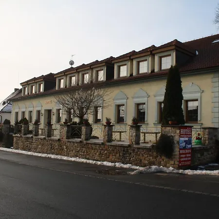 Hotel Boucek Mochov