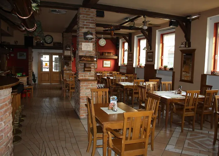 Boucek 3* Mochov